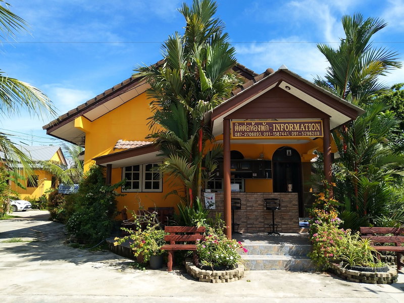 Baan Mek Lom, Thai Mueang, Thailand