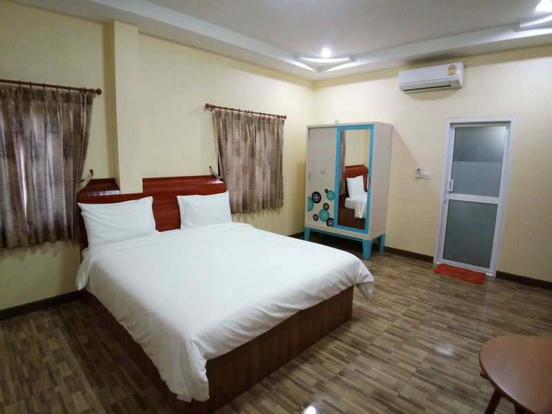 Baan Mek Lom, Thai Mueang, Thailand