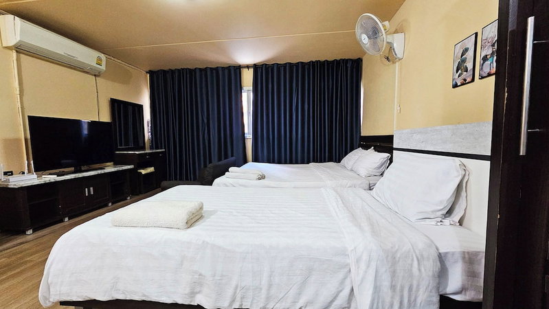 IMPACT Muang Thong Thani,daily rental room, Muang Thong Popular Condo C5, Pak Kret, Thailand
