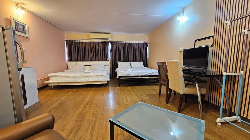 IMPACT Muang Thong Thani,daily rental room, Muang Thong Popular Condo C5, Pak Kret, Thailand