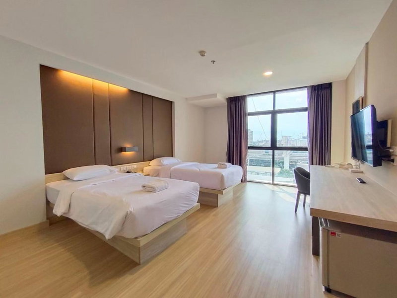 Ebina House - SHA Extra Plus, Bangkok, Thailand