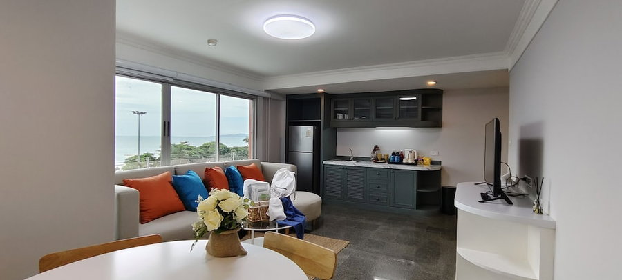Coco Beach Hotel Jomtien Pattaya, Pattaya, Thailand