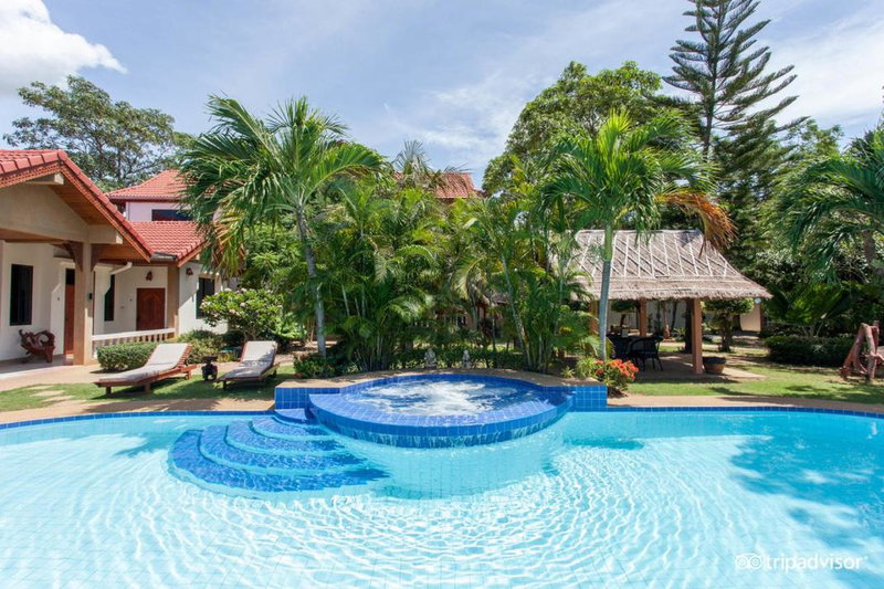 Long Beach Inn, Sam Roi Yot, Thailand