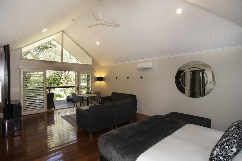 Songbirds Rainforest Retreat, Tamborine Mountain, Australia