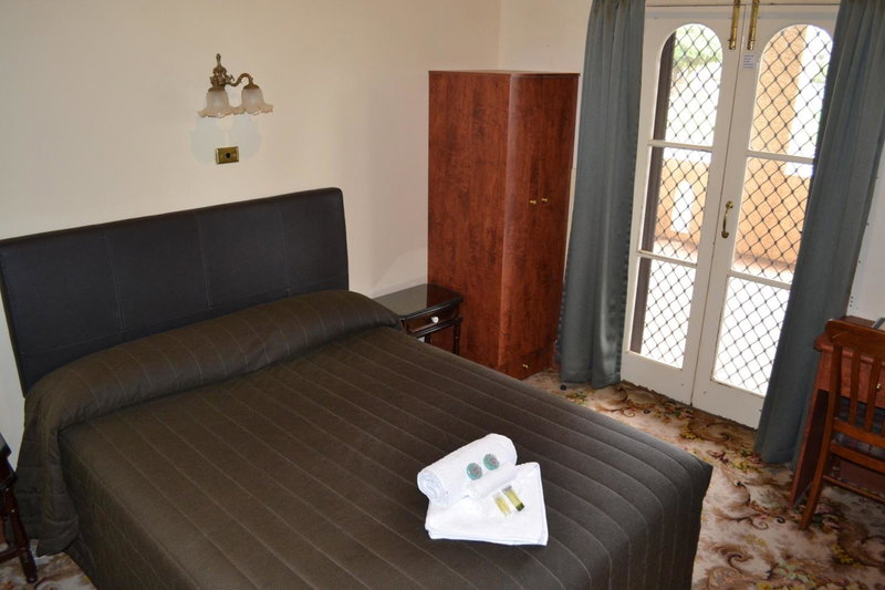 Hydro Hotel, Leeton, Australia