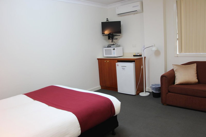 The Pioneer Way Motel, Springwood, Australia