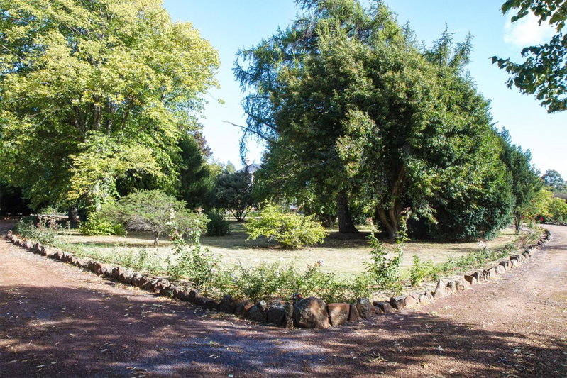 Tahara Cottage, Deloraine, Australia