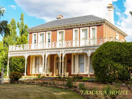 Tahara Cottage, Deloraine, Australia