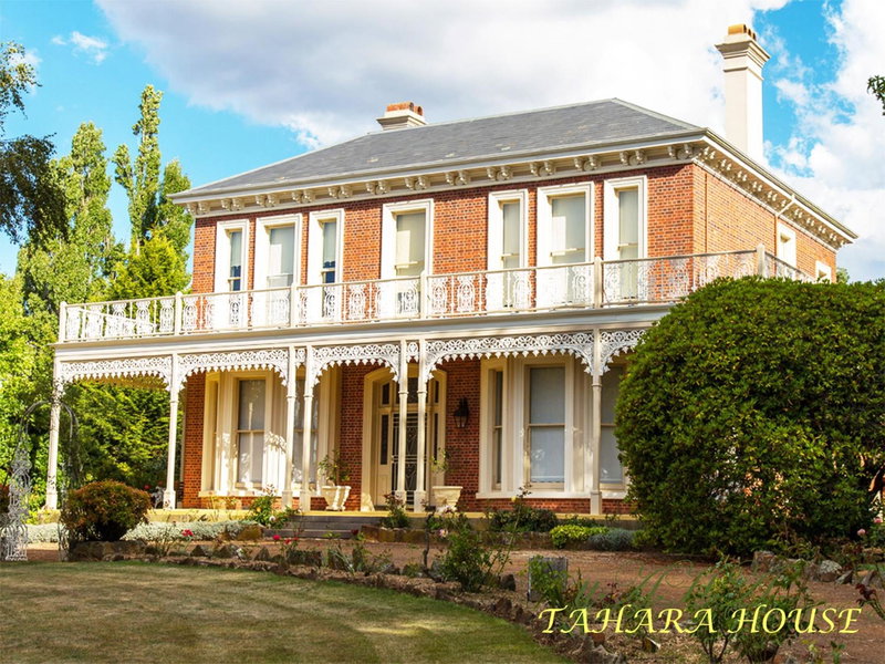 Tahara Cottage, Deloraine, Australia