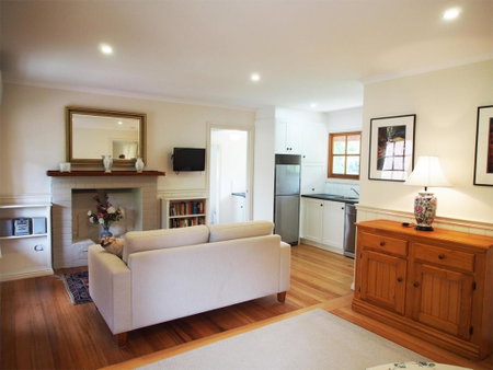 Tahara Cottage, Deloraine, Australia