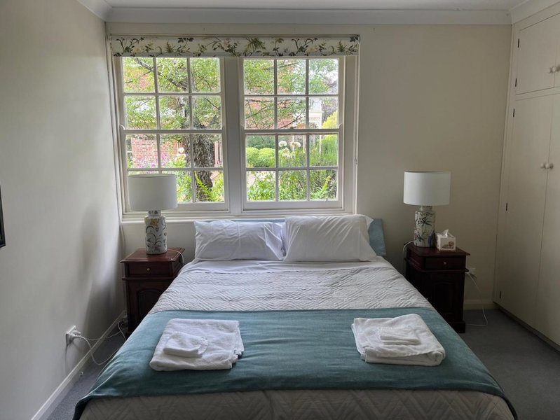 Tahara Cottage, Deloraine, Australia