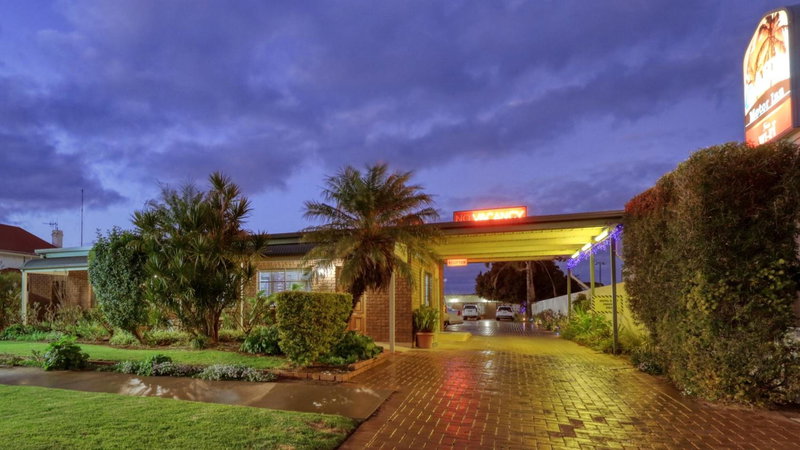 Oasis Motor Inn, Broken Hill, Australia