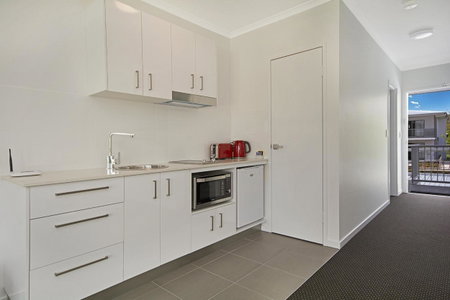 Cooroy Luxury Motel Apartments, Cooroy, Australia