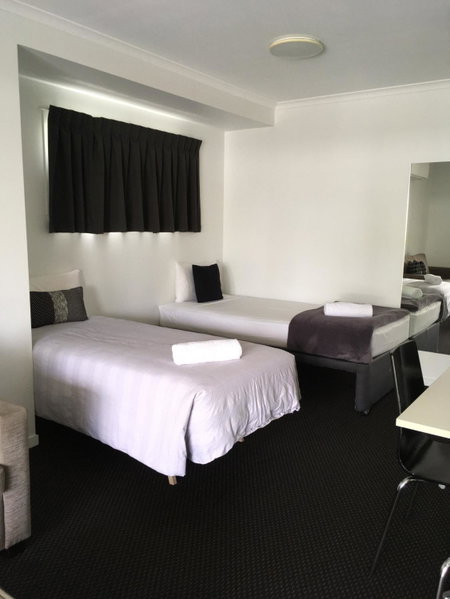 Cooroy Luxury Motel Apartments, Cooroy, Australia