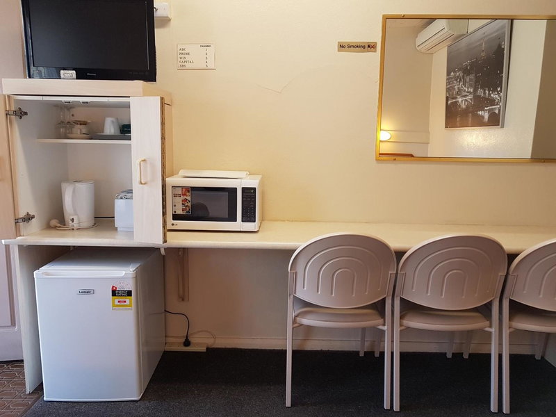 Wattle Tree Motel, Cootamundra, Australia