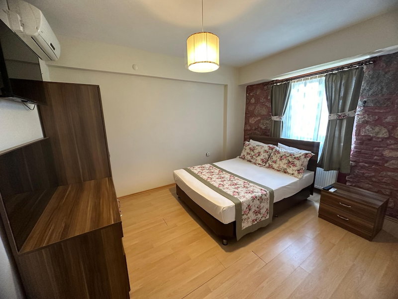 Odunluk Tas Konak Otel, Ezine, Turkey