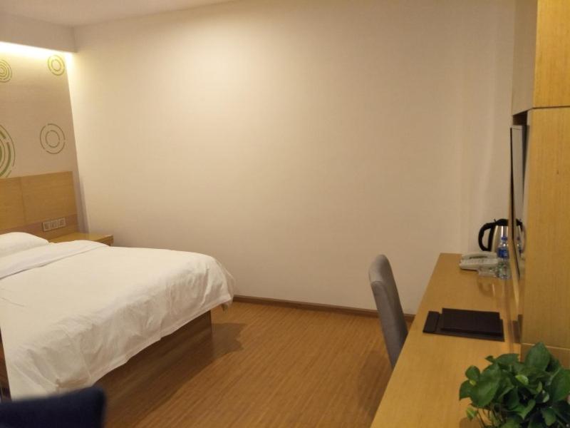 GreenTree Inn Tianjin Dongli Development Zone Huamingzhen Airport Express Hotel, Tianjin, China