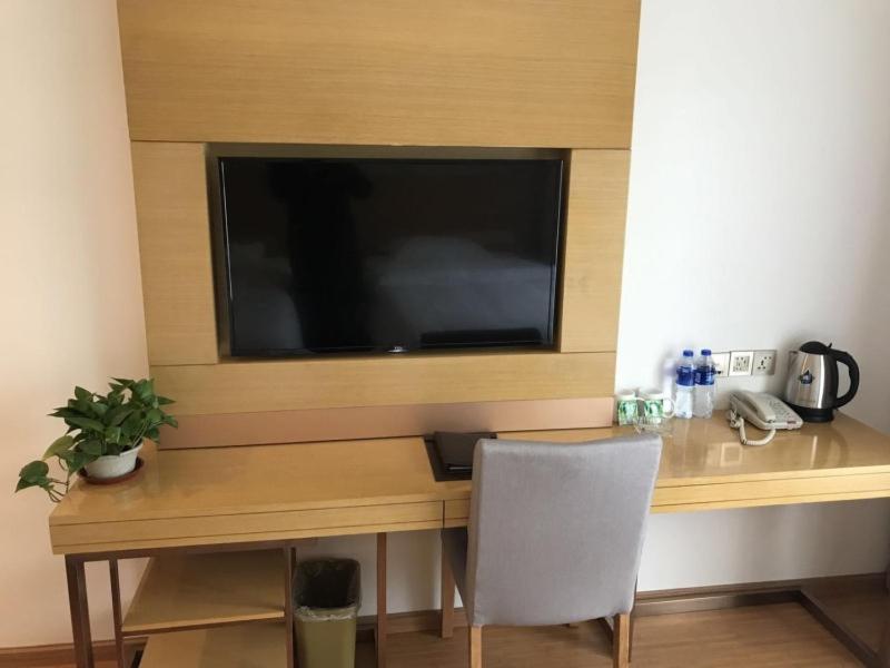 GreenTree Inn Tianjin Dongli Development Zone Huamingzhen Airport Express Hotel, Tianjin, China