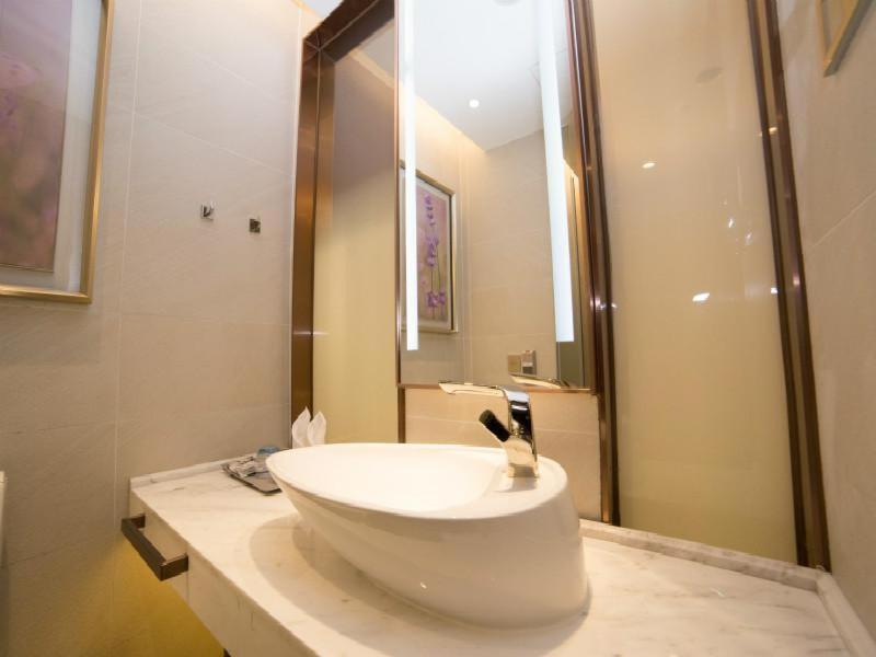 Lavande Hotel (Guangzhou North Railway Station Branch), Huadu, China