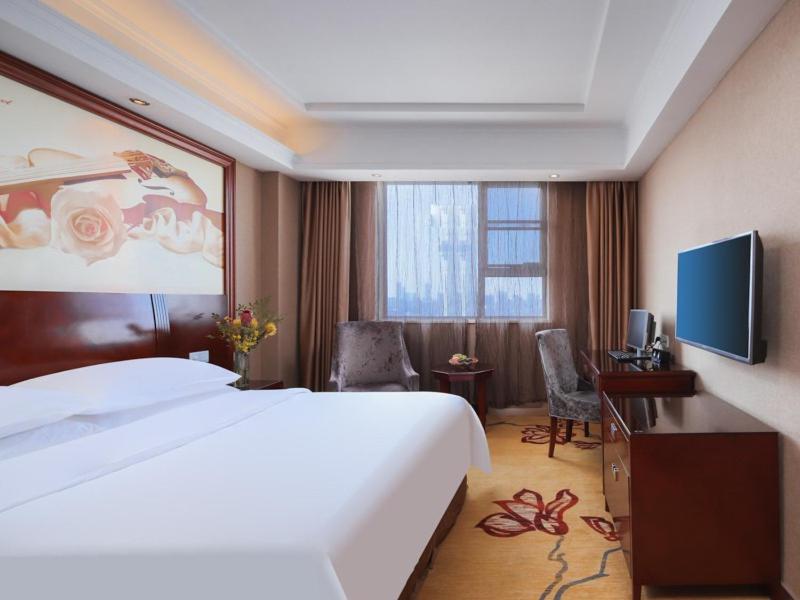 Vienna Hotel Nanchang Ruzi Road, Nanchang, China