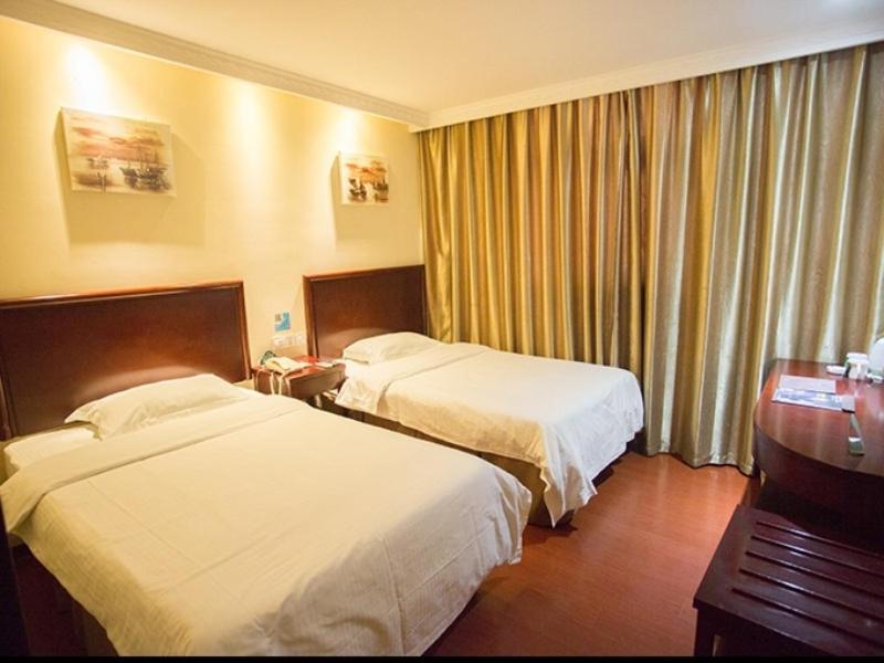 GreenTree Inn ShanDong JiNing JiaXiang County JianShe (S) Road Express Hotel, Jiaxiang, China
