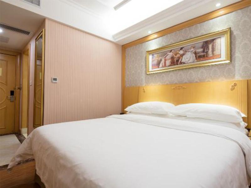 Vienna Hotel Shenzhen Buji Ganli Road, Longgang, China