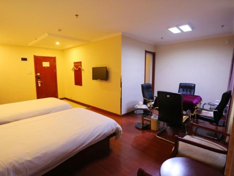 GreenTree Inn Liaoning Chaoyang City Chaoyang Street Fangzhi Road Express Hotel, Chaoyang, China