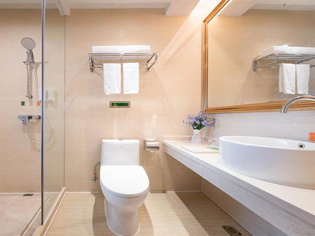 Vienna Hotel (Huizhou Daya Bay Xinyi Store), Huizhou, China