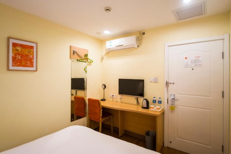 Home Inn Shijiazhuang West Zhongshan Road Jinding Apartment, Shijiazhuang, China