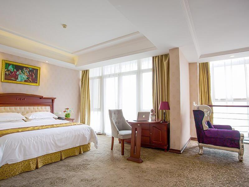 Vienna Hotel Suzhou fairyland, Suzhou, China