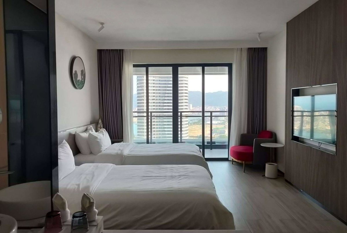Ramada by Wyndham Huizhou Double Moon Bay, China