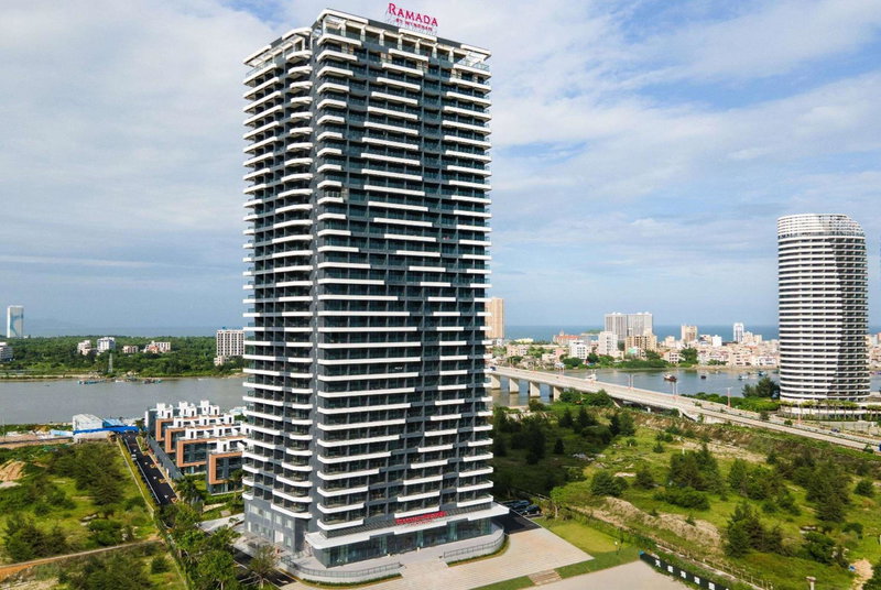 Ramada by Wyndham Huizhou Double Moon Bay, Huidong, China