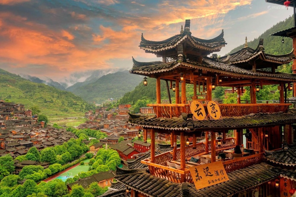 Xijiang Yunting Light Luxury Panoramic, China