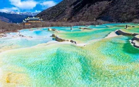 Jiuzhaigou Cloudy Hotel, Ngawa Autonomous Prefecture, China