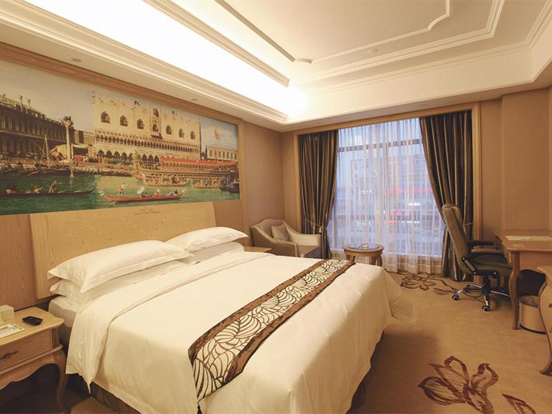 Vienna Hotel Shanghai Songjiang Development Zone, Songjiang, China