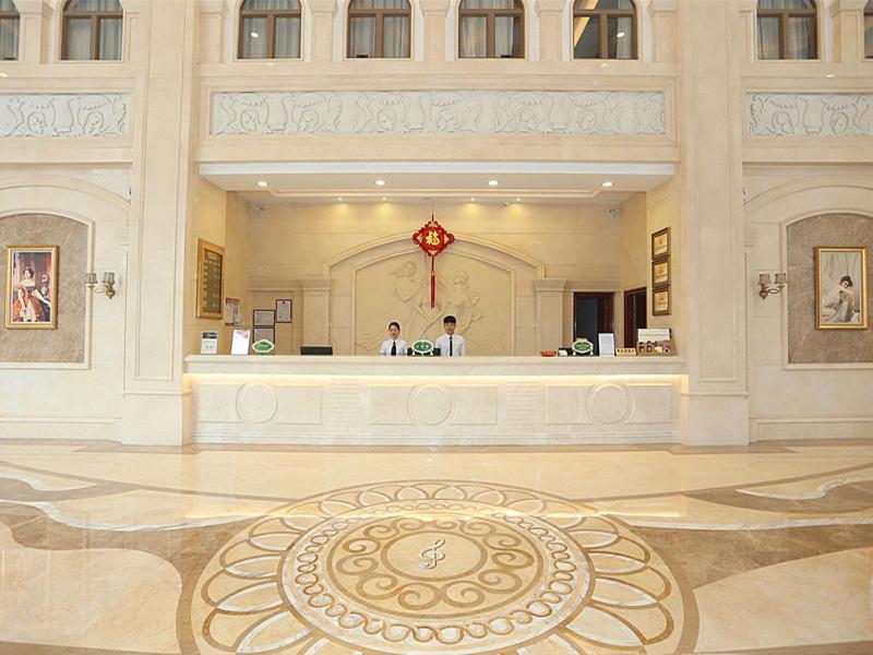 Vienna Hotel Shantou Longhu South Taishan Road, Shantou, China