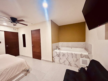 Hotel Casa 20, León, Mexico