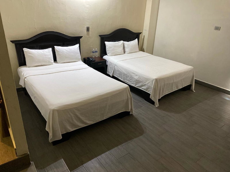 Hotel Plaza del Arco - Monterrey, Monterrey, Mexico