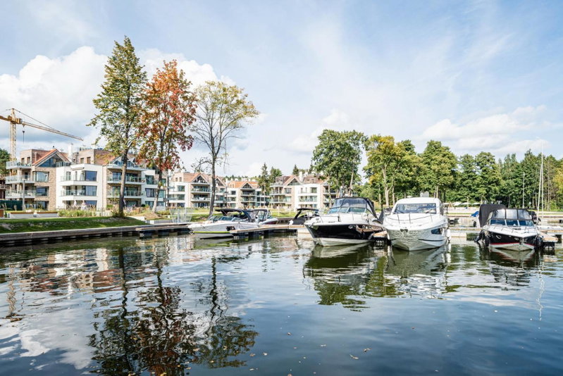 Good Morning Sunshine - Nautica Resort Apartment, Giżycko, Poland