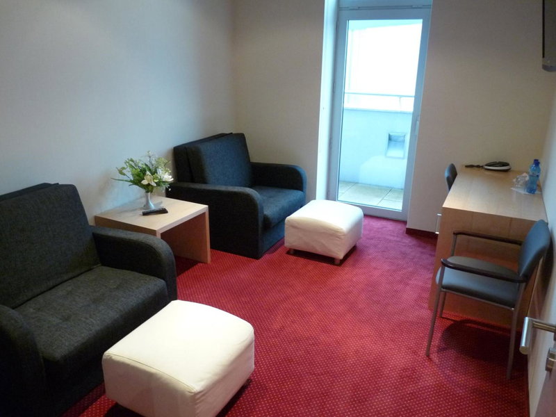 Hotel Kolna - darmowy parking, basen w cenie, Kraków, Poland