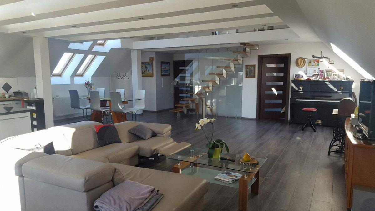Hotel · Apartamenty Holiday Slaw jacuzzi bilard, Ustarbowo