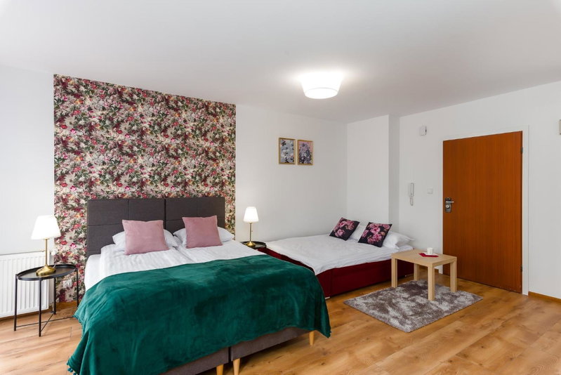 Sleepway Apartments - English Dream, Poznań, Poland