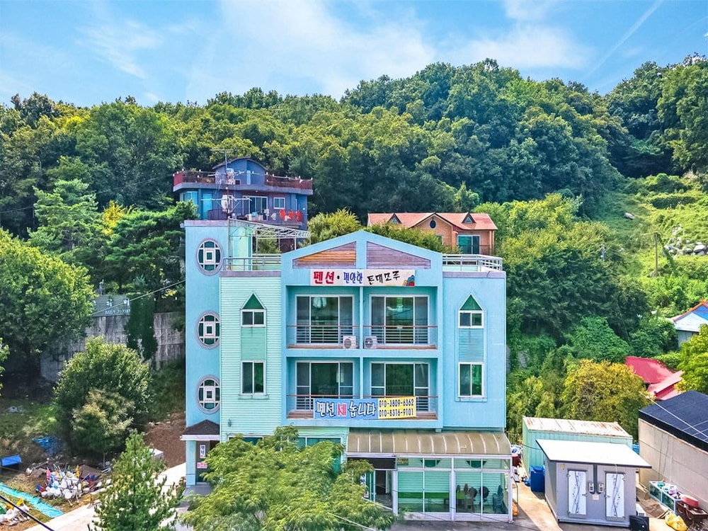 Hotel · Ganghwa Dondaemoru Pension, Incheon