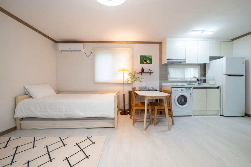 Jeju Joyhouse, Seogwipo, South Korea