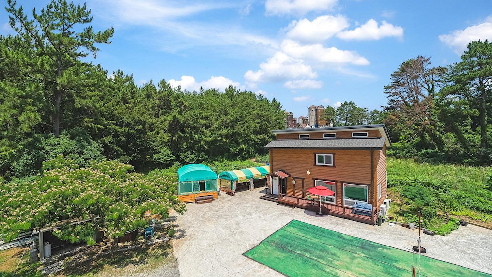 Hotel · Tongyeong Hwanggeumbada Pension, Tongyeong