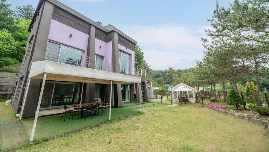 Hoengseong Withpet Village, Hoengseong, South Korea