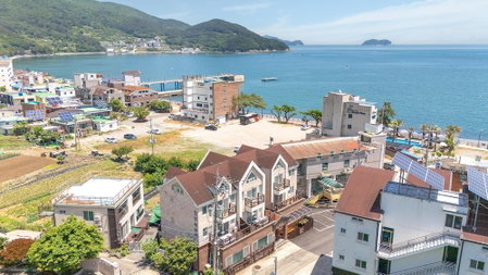 Geoje Blueberry Pet Pension, Geoje, South Korea