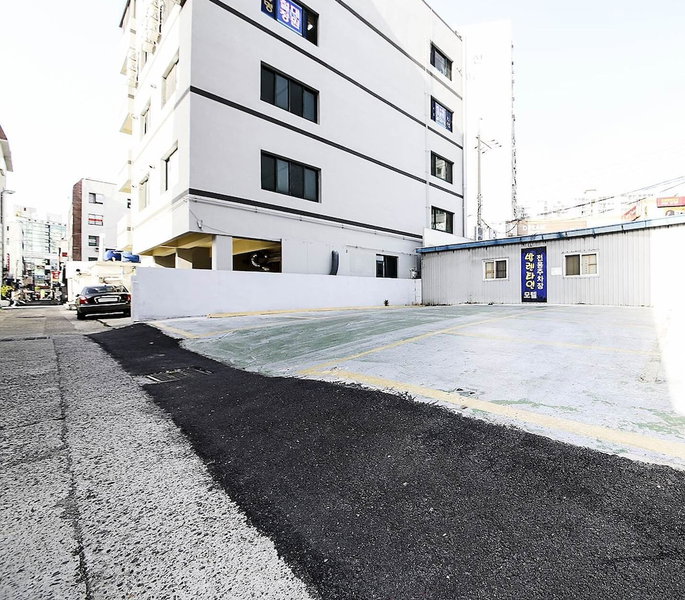 Denbastar Hotel-Kyungnam University Branch, Changwon, South Korea