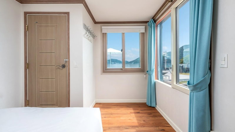Namhae sea Stay N pet Pension, Namhae, South Korea