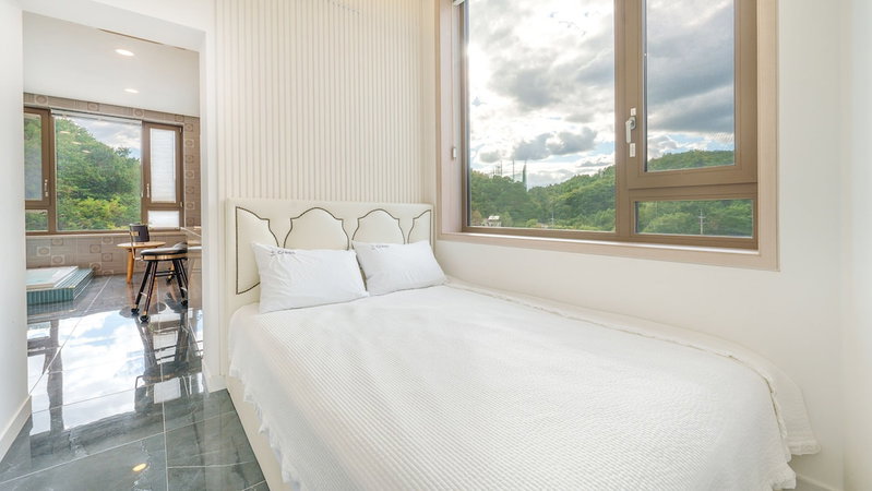 Gangneung Cresostay Pension, Gangneung, South Korea